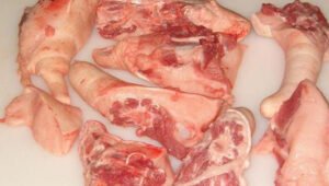 Frozen Pork tails and tail bones For Sale